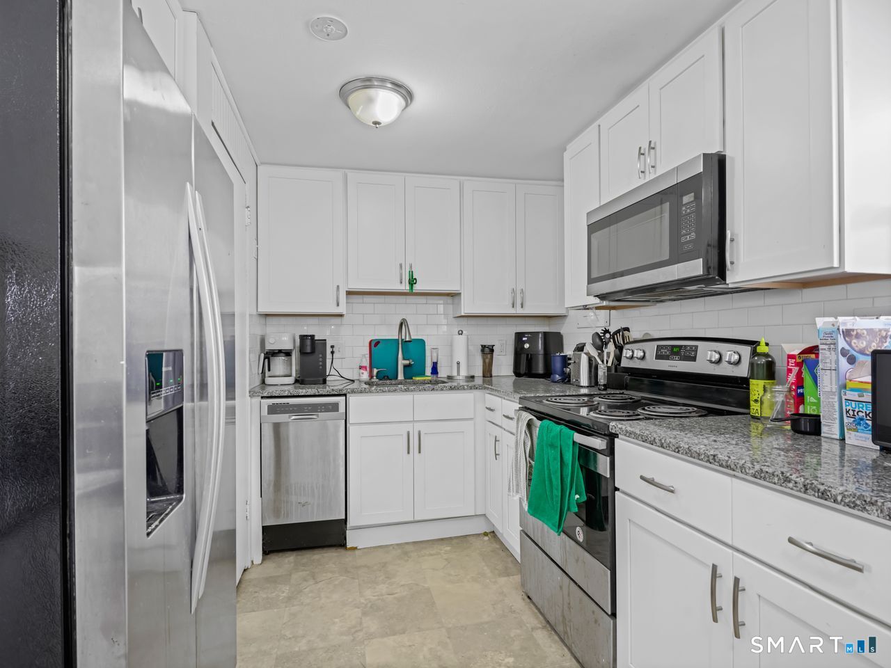 69 Seaver Circle Bridgeport CT 06606