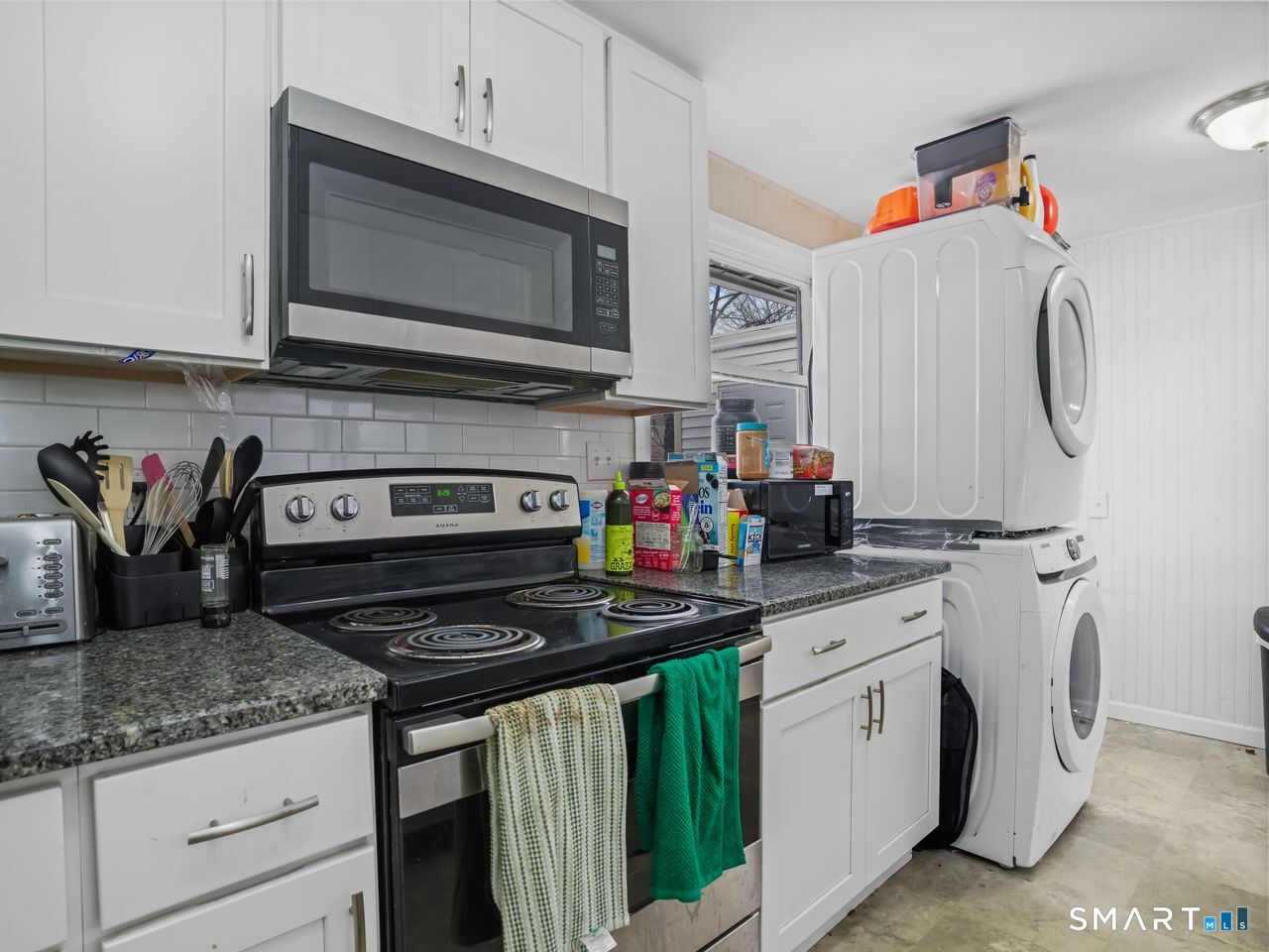 69 Seaver Circle Bridgeport CT 06606