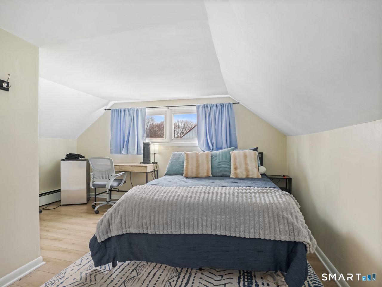 69 Seaver Circle Bridgeport CT 06606