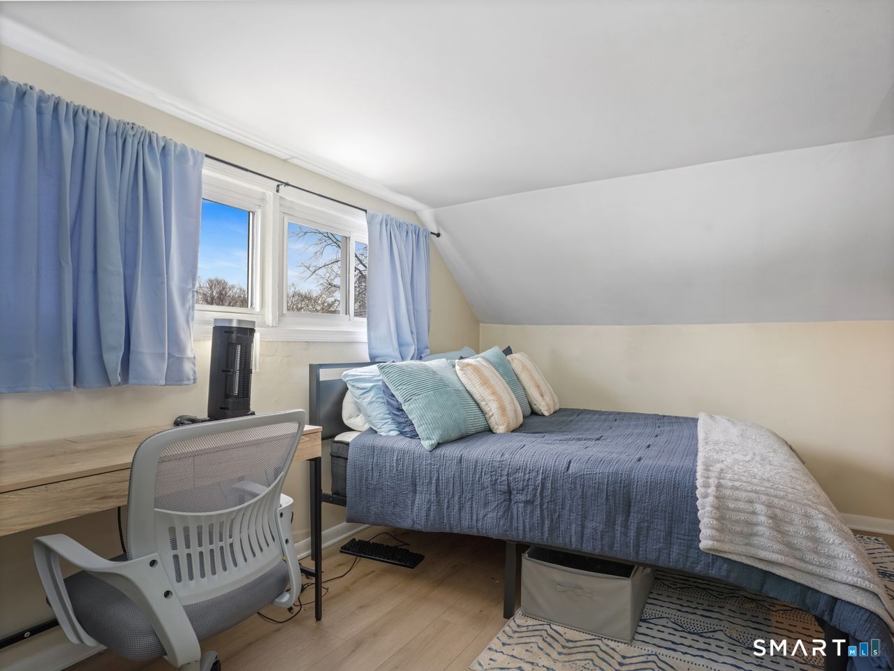 69 Seaver Circle Bridgeport CT 06606