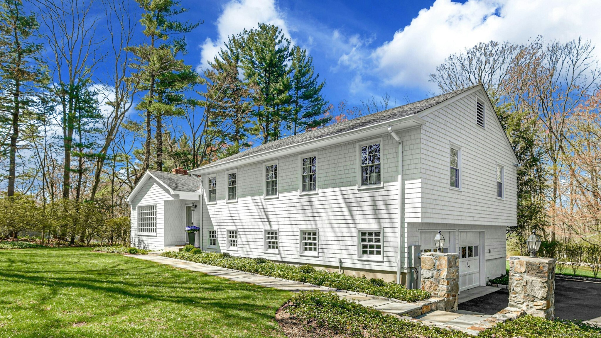 55 Parish Road New Canaan CT 06840