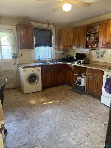 7 Portland Street Middletown CT 06457