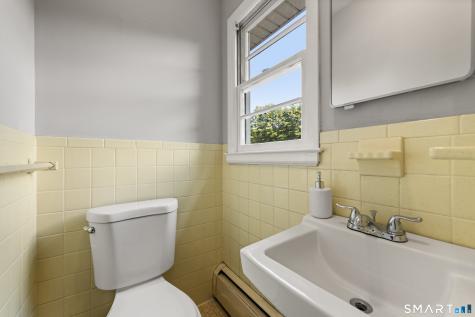 24 East Wintonbury Avenue Bloomfield CT 06002