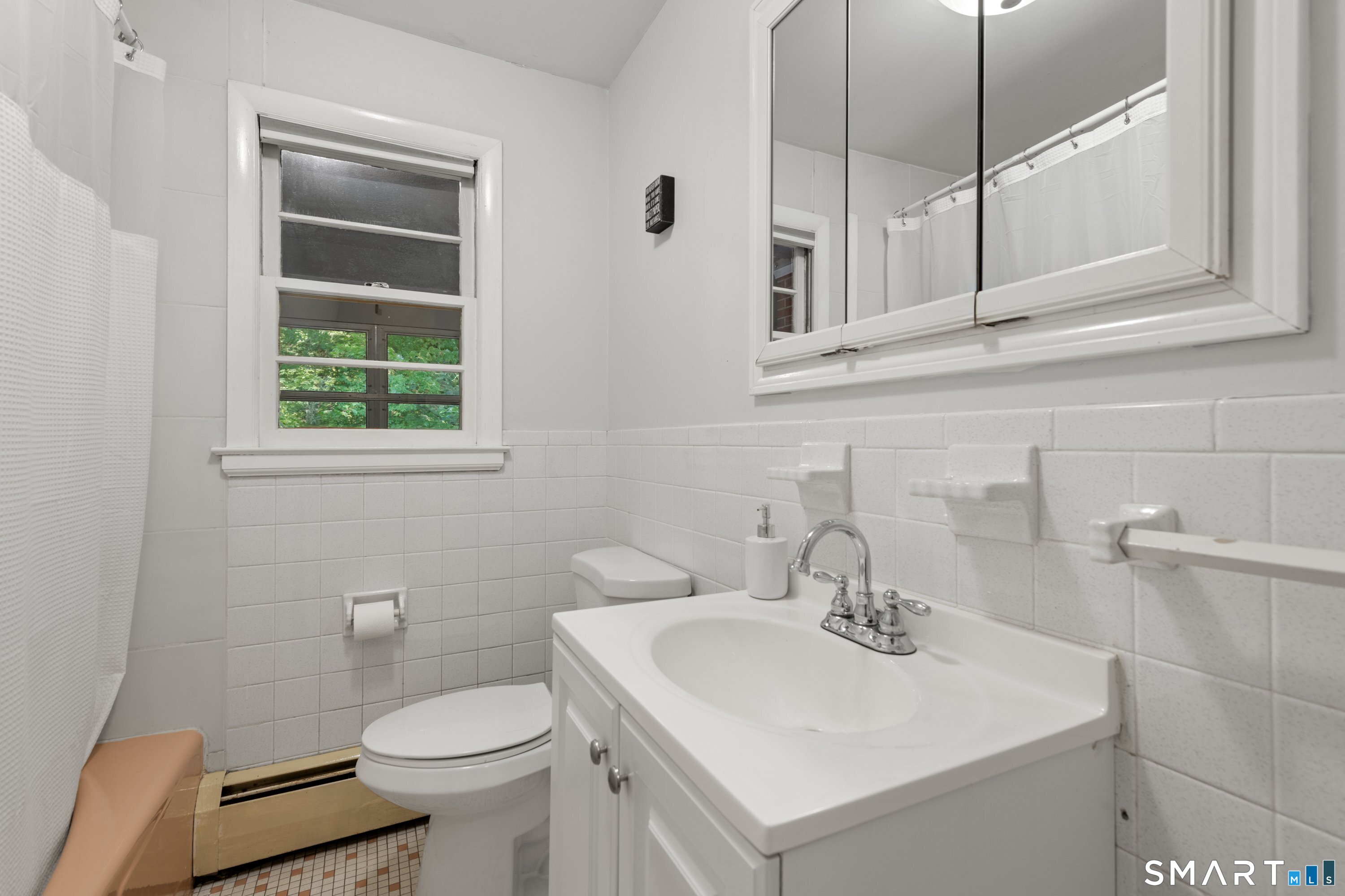 24 East Wintonbury Avenue Bloomfield CT 06002