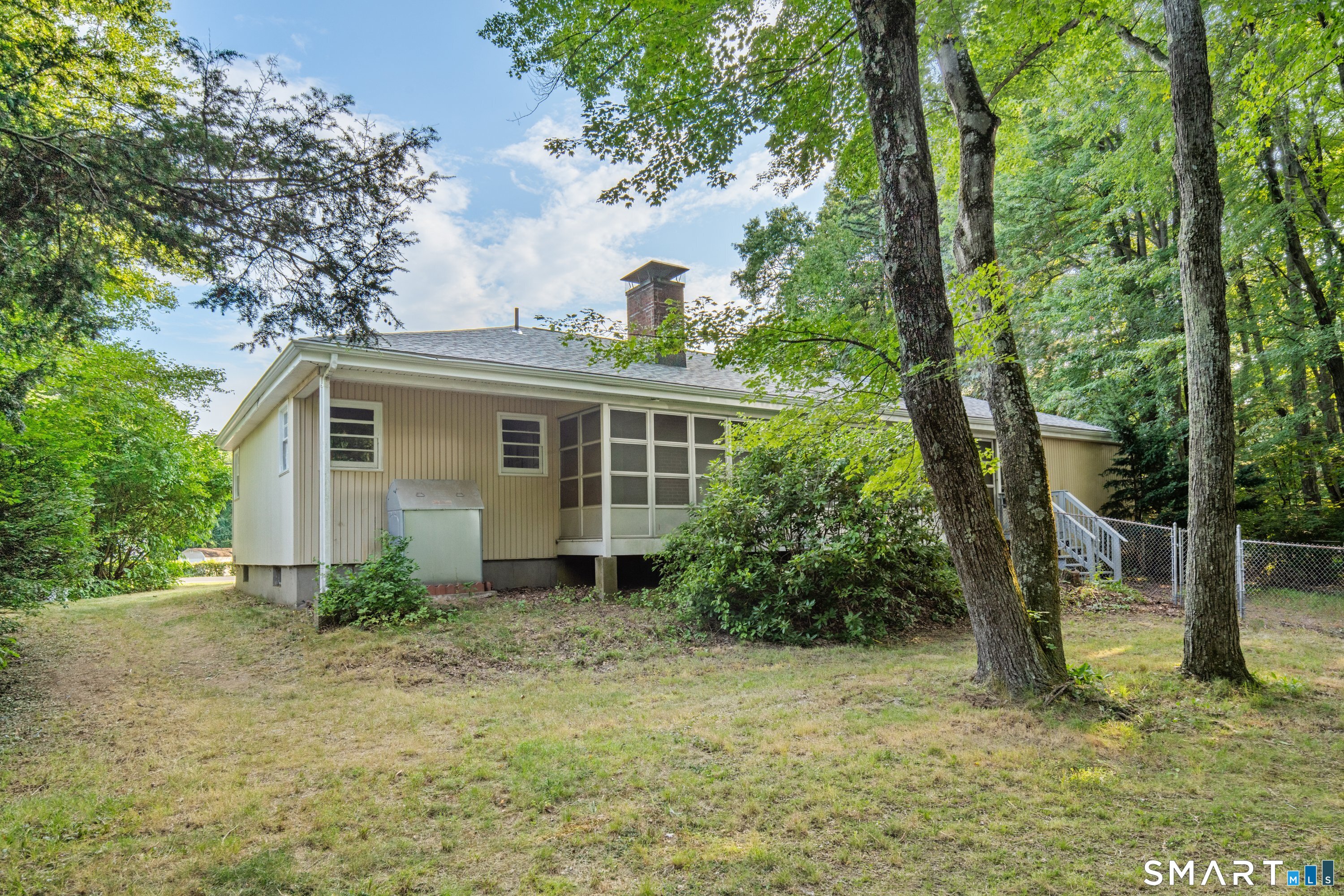 24 East Wintonbury Avenue Bloomfield CT 06002