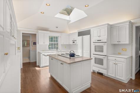 39 Old Studio Road New Canaan CT 06840