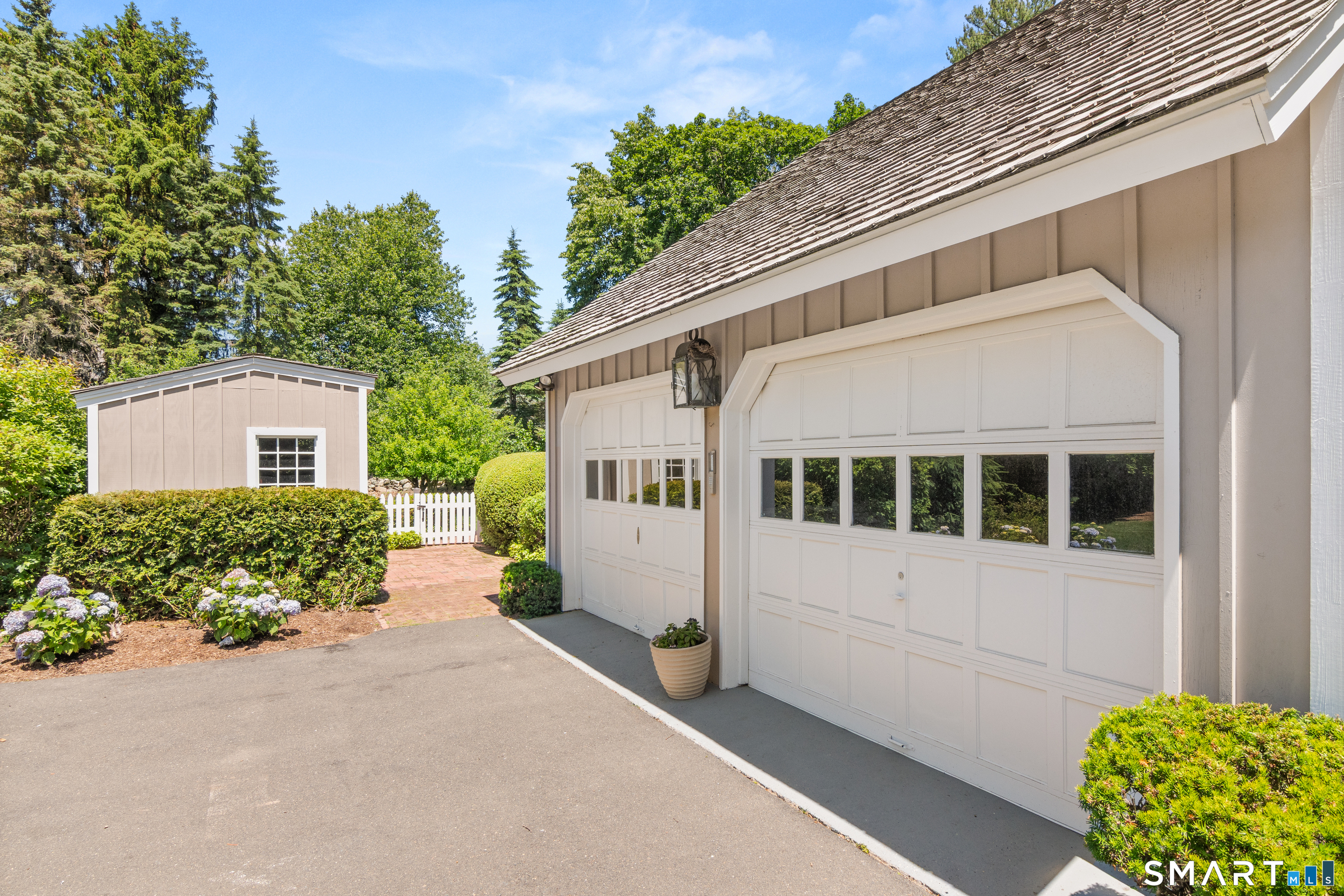 39 Old Studio Road New Canaan CT 06840