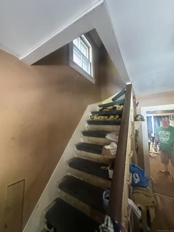 17 Daniel Street Norwich CT 06360