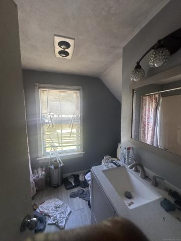 17 Daniel Street Norwich CT 06360