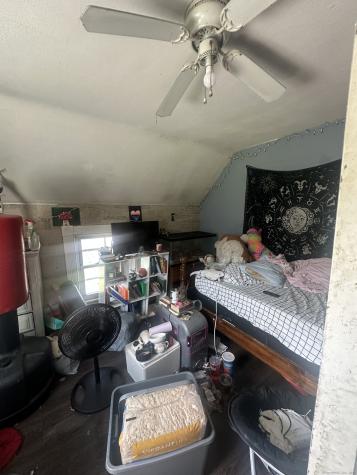 17 Daniel Street Norwich CT 06360