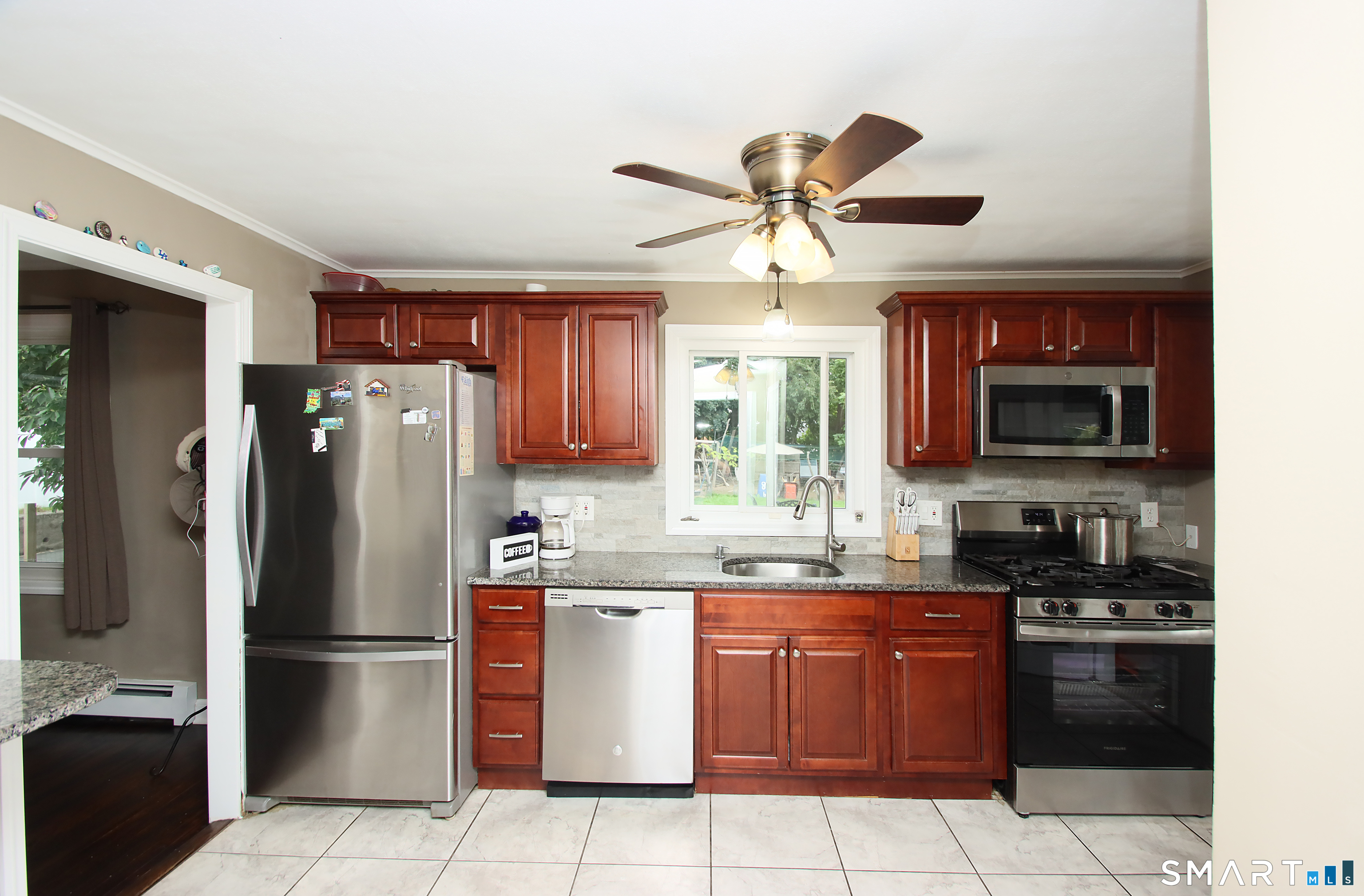 2498 North Main Street Waterbury CT 06704
