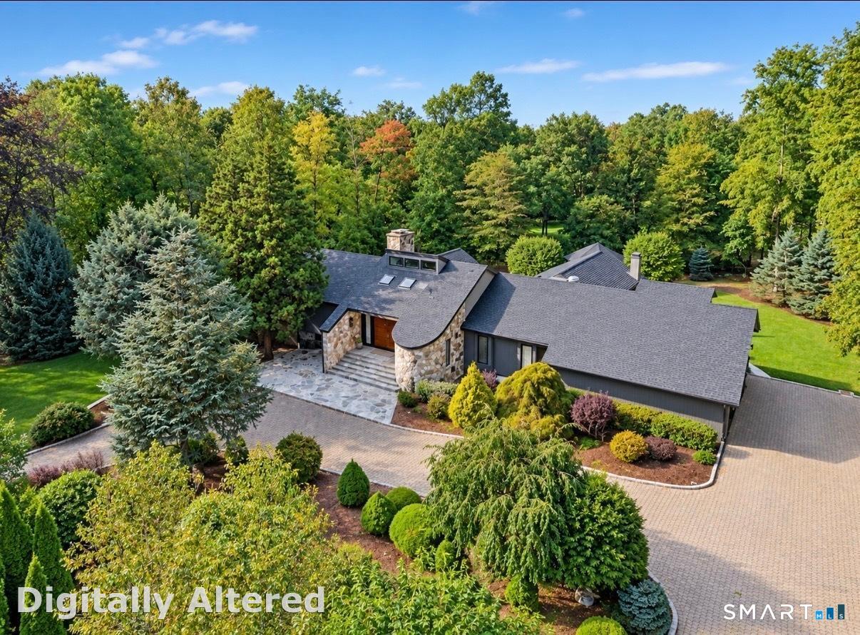 18 Merry Meet Center Fairfield CT 06824