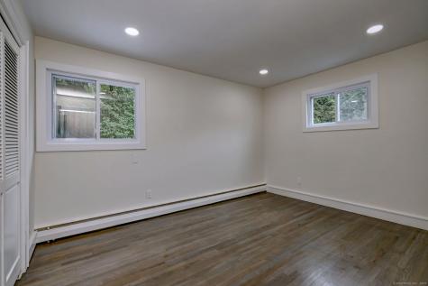 13 School Street Monroe CT 06468
