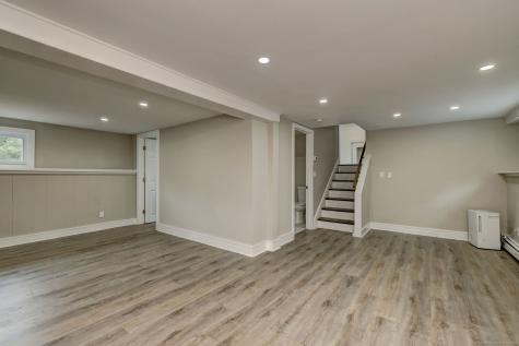13 School Street Monroe CT 06468