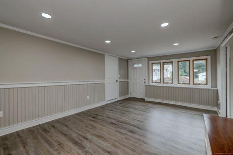13 School Street Monroe CT 06468