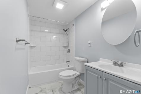 75 Wenham Street West Haven CT 06516