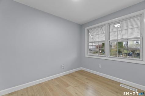 75 Wenham Street West Haven CT 06516