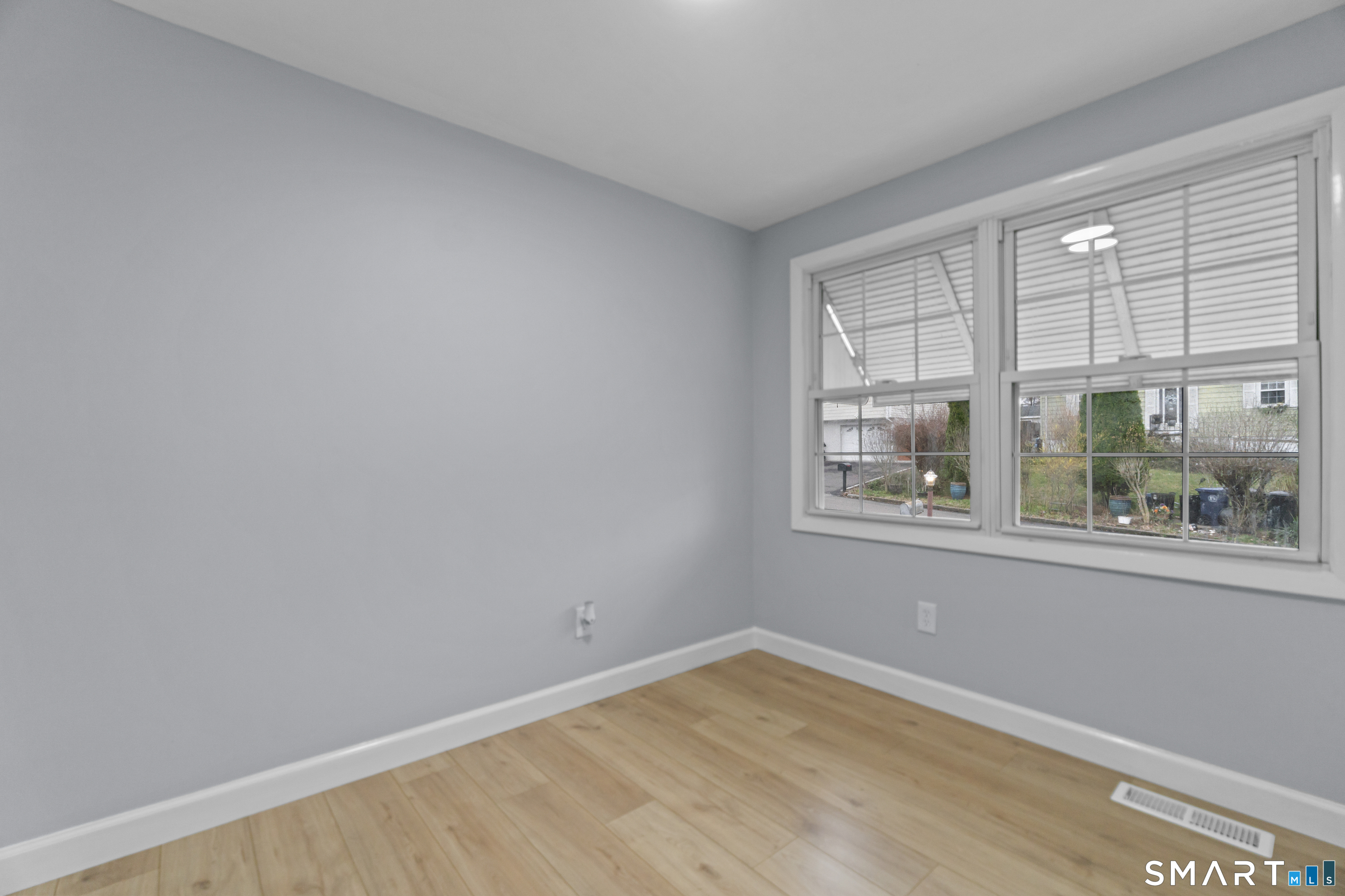75 Wenham Street West Haven CT 06516