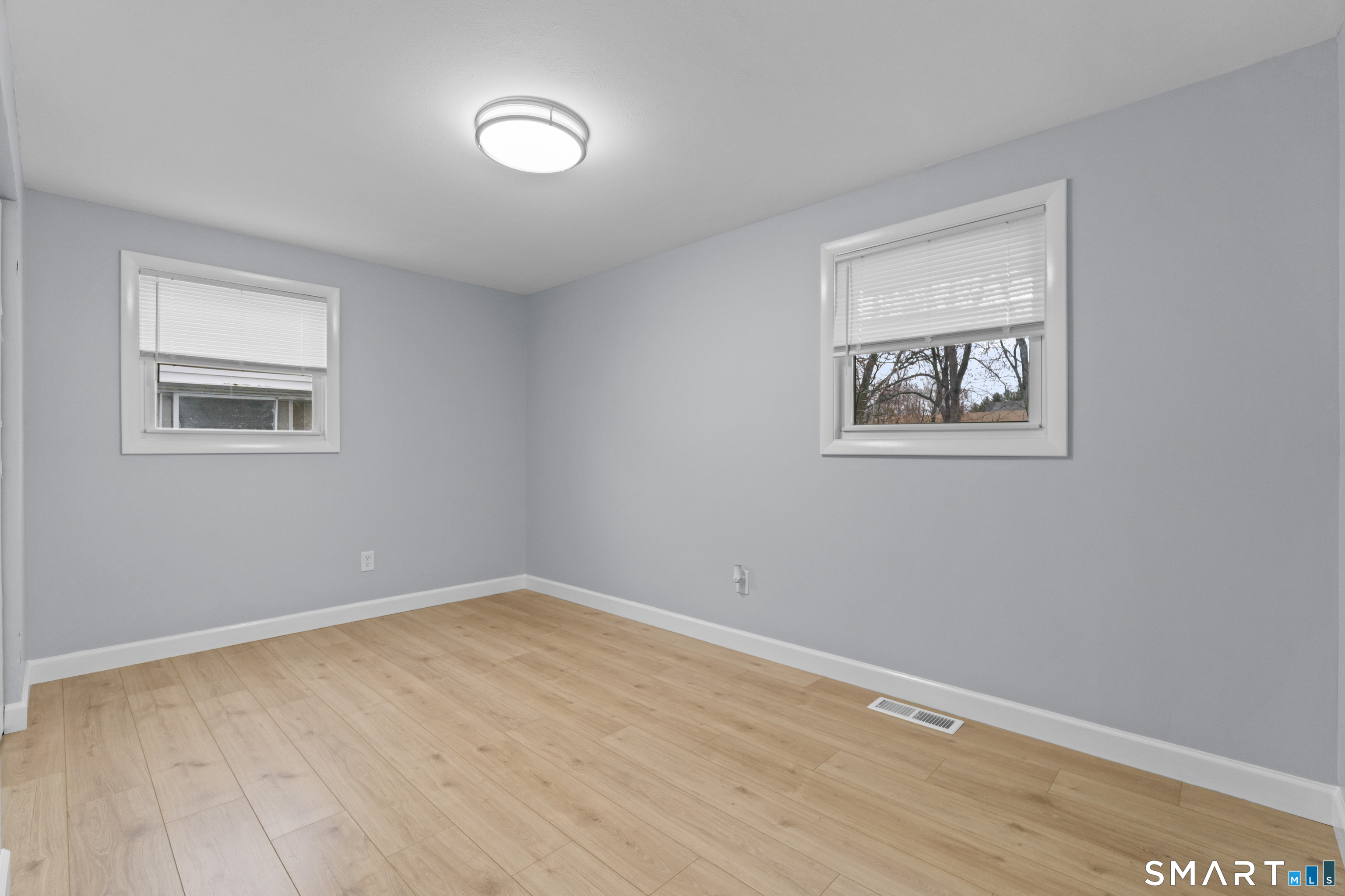 75 Wenham Street West Haven CT 06516