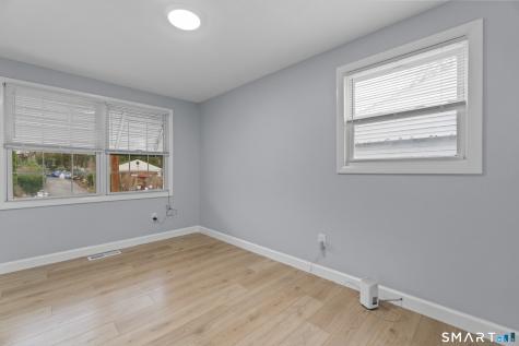 75 Wenham Street West Haven CT 06516