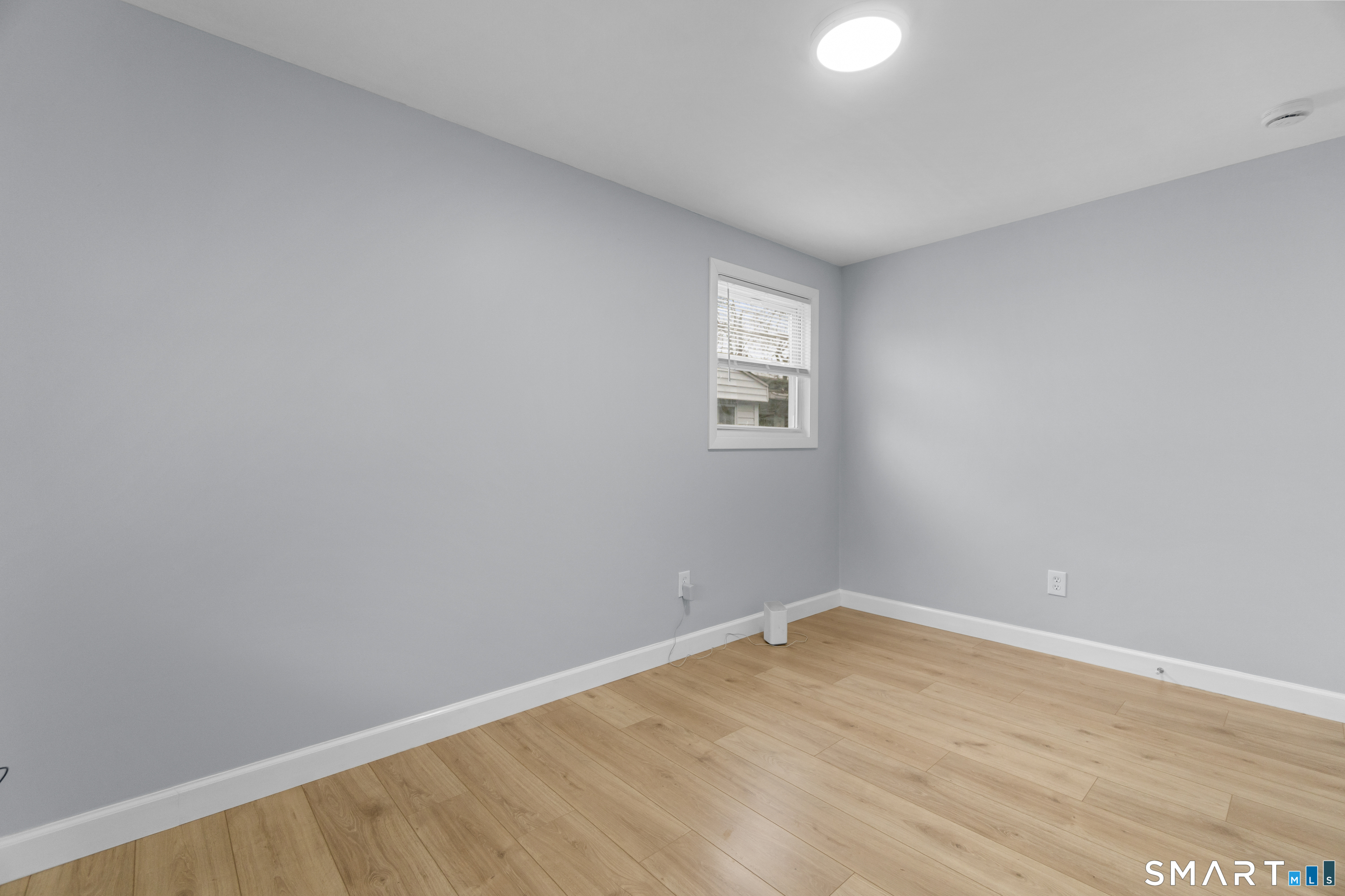 75 Wenham Street West Haven CT 06516