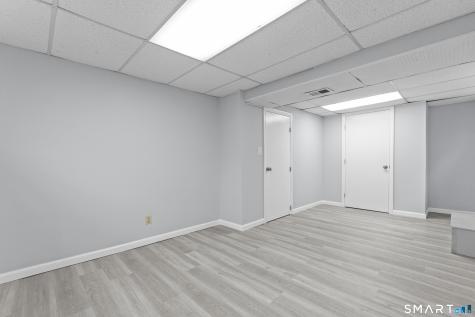 75 Wenham Street West Haven CT 06516