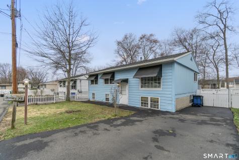 75 Wenham Street West Haven CT 06516
