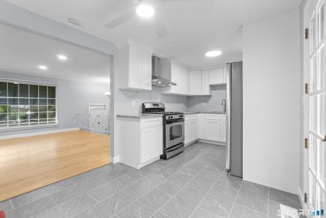 75 Wenham Street West Haven CT 06516