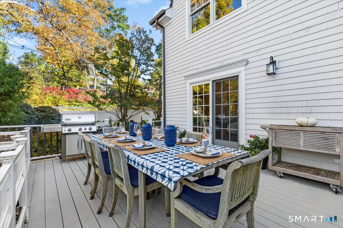 7 Park Lane New Canaan CT 06840