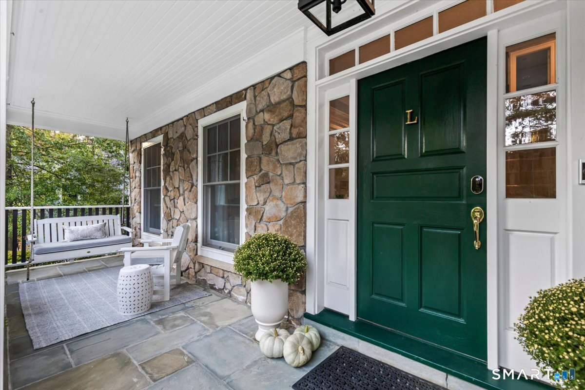 7 Park Lane New Canaan CT 06840