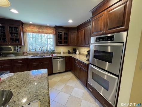 9 Michael Drive Canton CT 06019