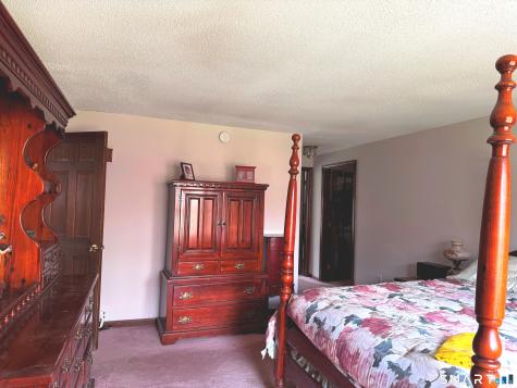 237 Silver Street Granby CT 06060