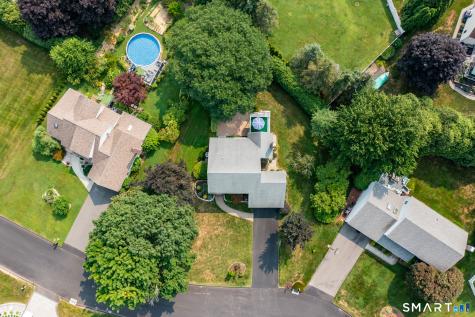 28 Hayrake Drive Wethersfield CT 06109