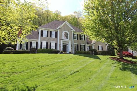 19 Devonshire Court Avon CT 06001
