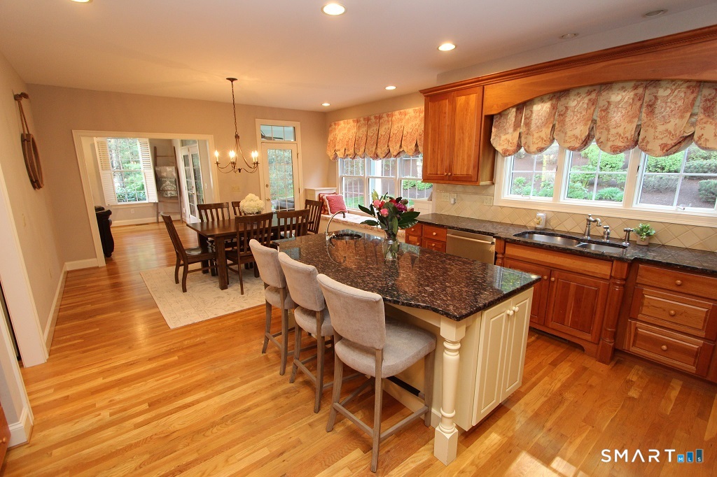 19 Devonshire Court Avon CT 06001