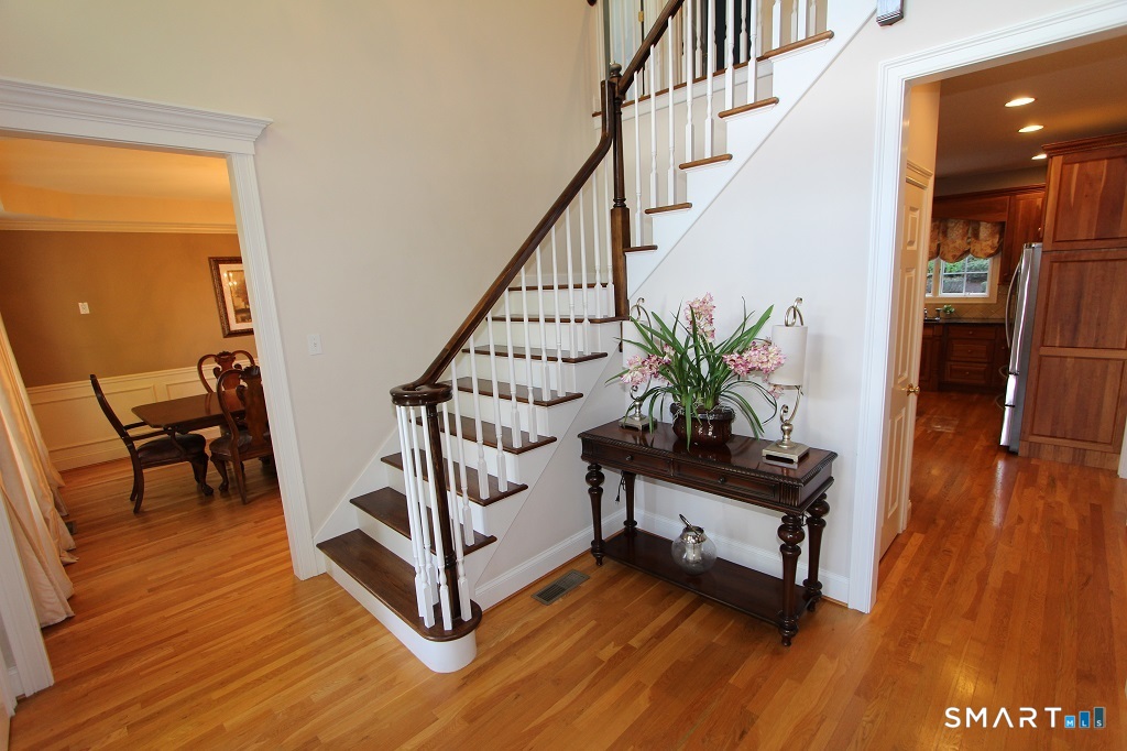 19 Devonshire Court Avon CT 06001