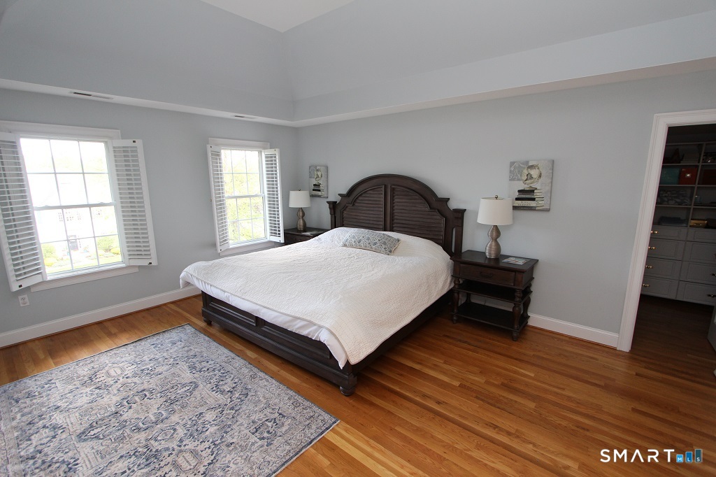 19 Devonshire Court Avon CT 06001