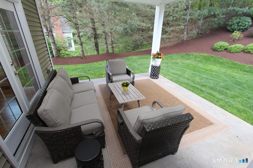19 Devonshire Court Avon CT 06001
