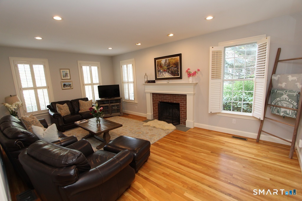 19 Devonshire Court Avon CT 06001