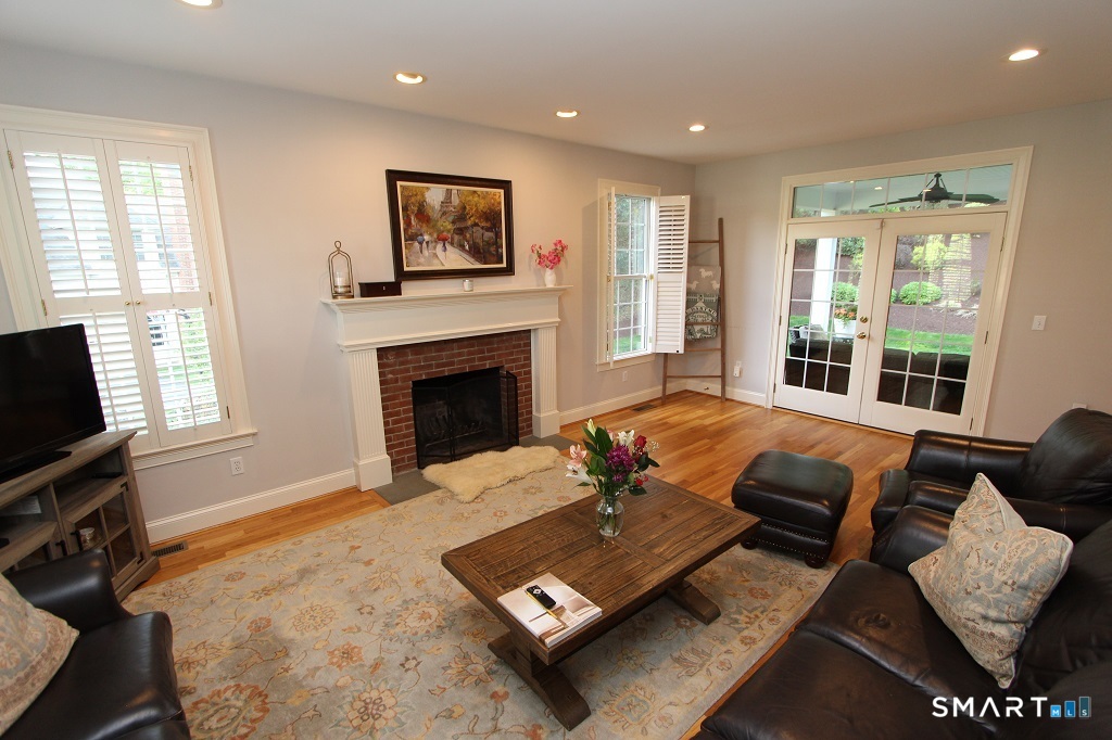 19 Devonshire Court Avon CT 06001