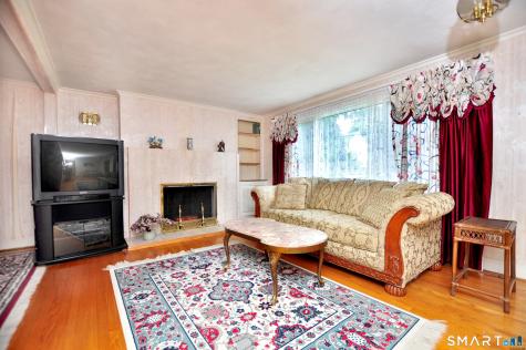 474 Fern Street West Hartford CT 06107