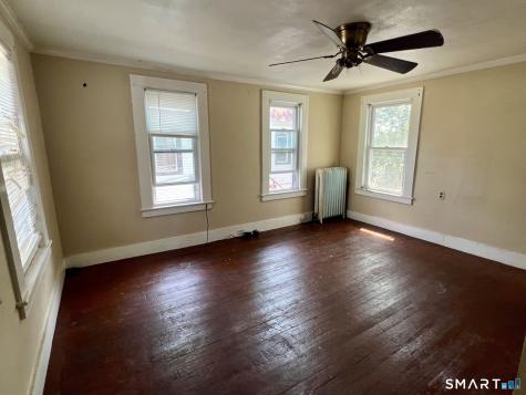 240 Crystal Avenue New London CT 06320