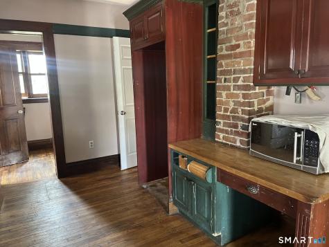 240 Crystal Avenue New London CT 06320