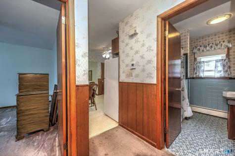 212 Swain Avenue Meriden CT 06450
