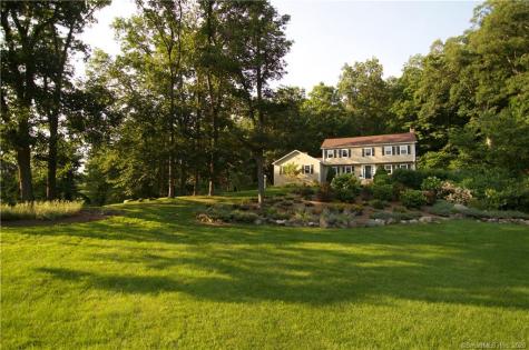 11 Limekiln Road Redding CT 06896