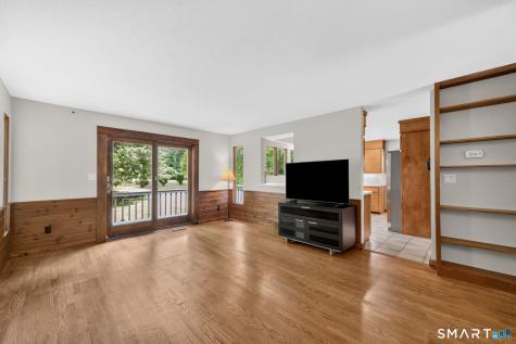 2 Merrywood Simsbury CT 06070