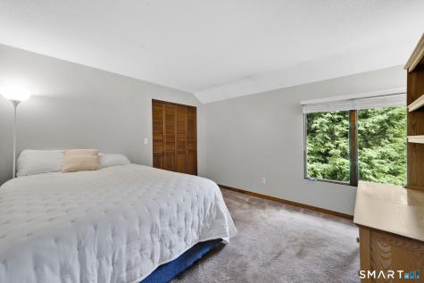 2 Merrywood Simsbury CT 06070
