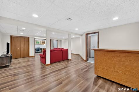 2 Merrywood Simsbury CT 06070