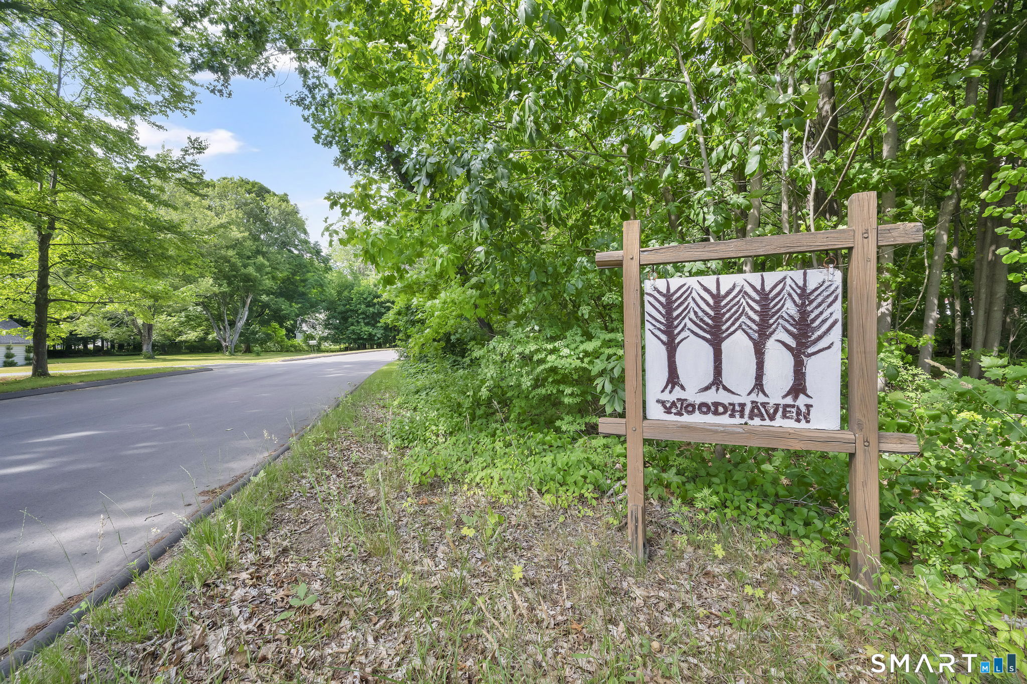 2 Merrywood Simsbury CT 06070