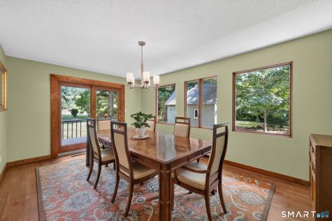 2 Merrywood Simsbury CT 06070